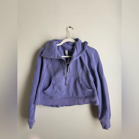 Lululemon Cropped Scuba - Picture 1 of 2